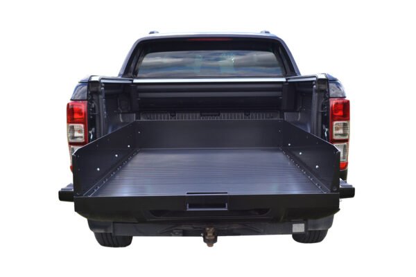 Sliding cargo tray in a Volkswagen Amarok Ute