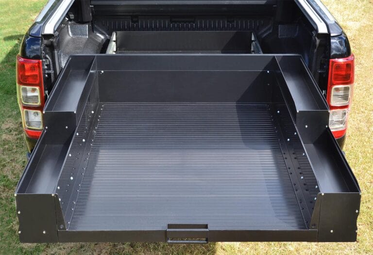 Ute bed slide with a full set of side boxes